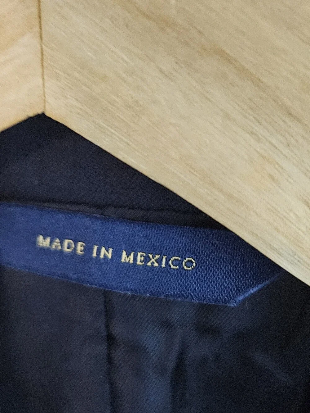 Brooks Brothers Madison Fit Navy Blazer Gold Buttons Men's 39L
